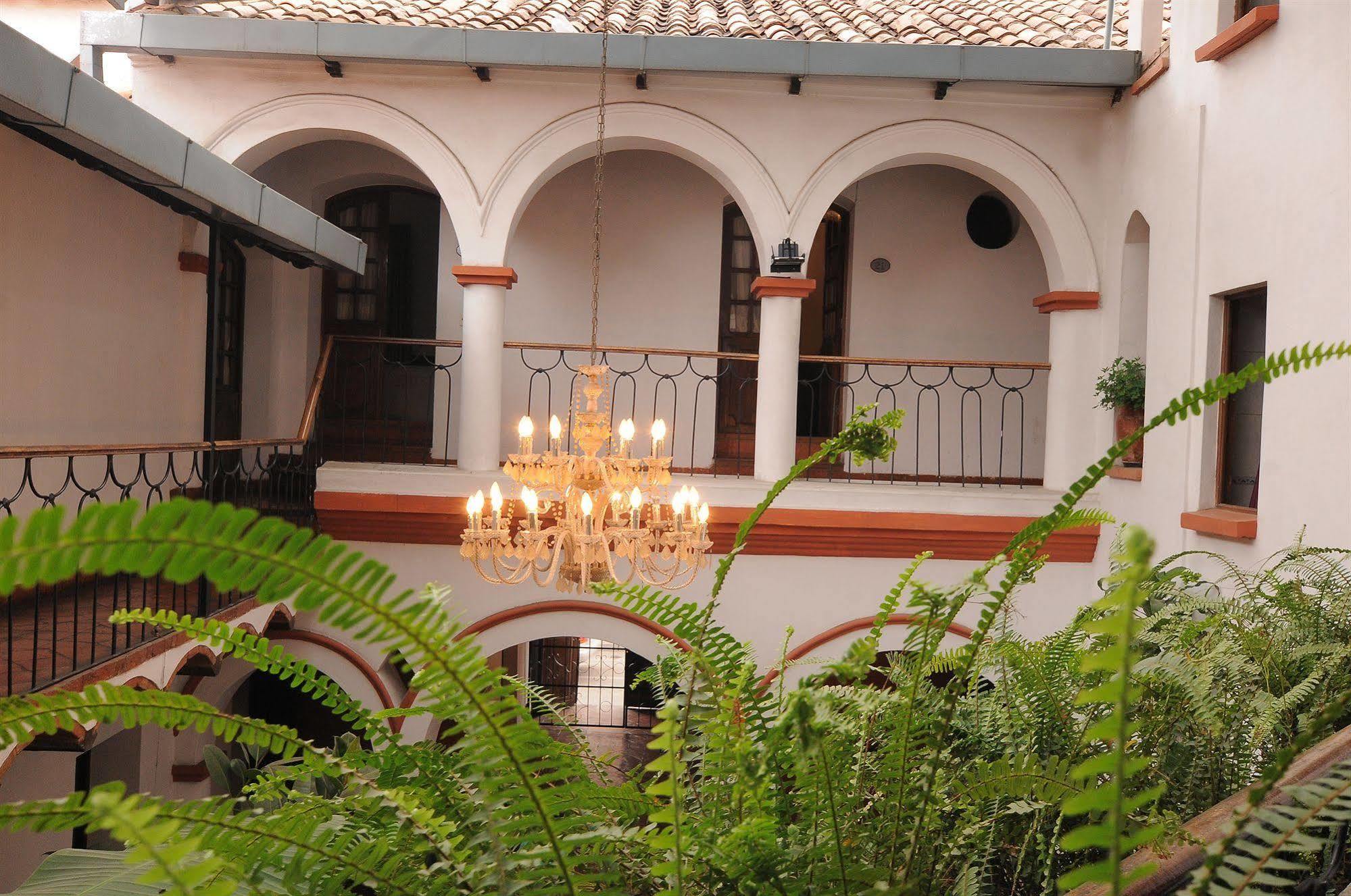 Hostal Recoleta Sur Сукре Экстерьер фото