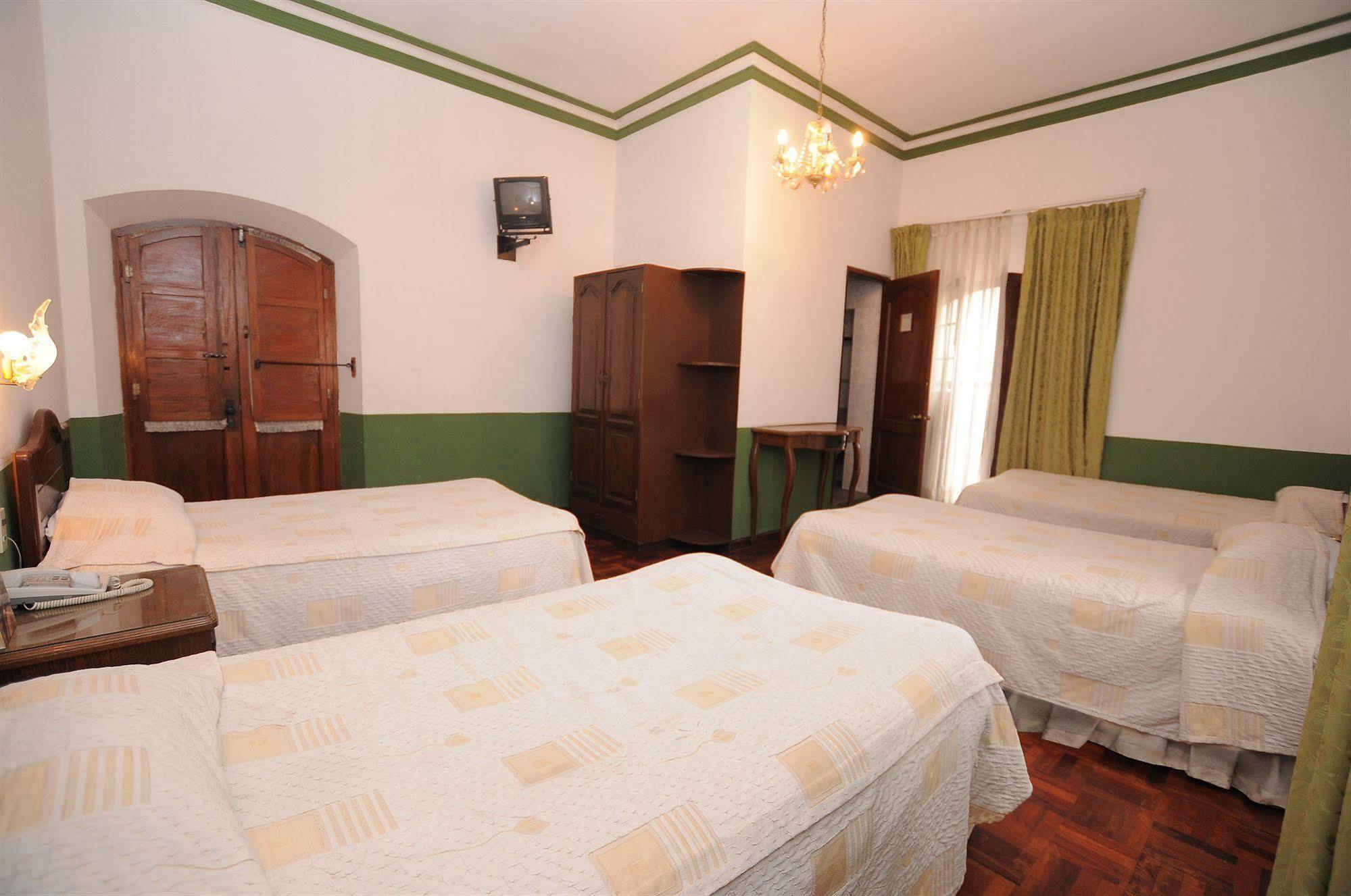 Hostal Recoleta Sur Сукре Экстерьер фото